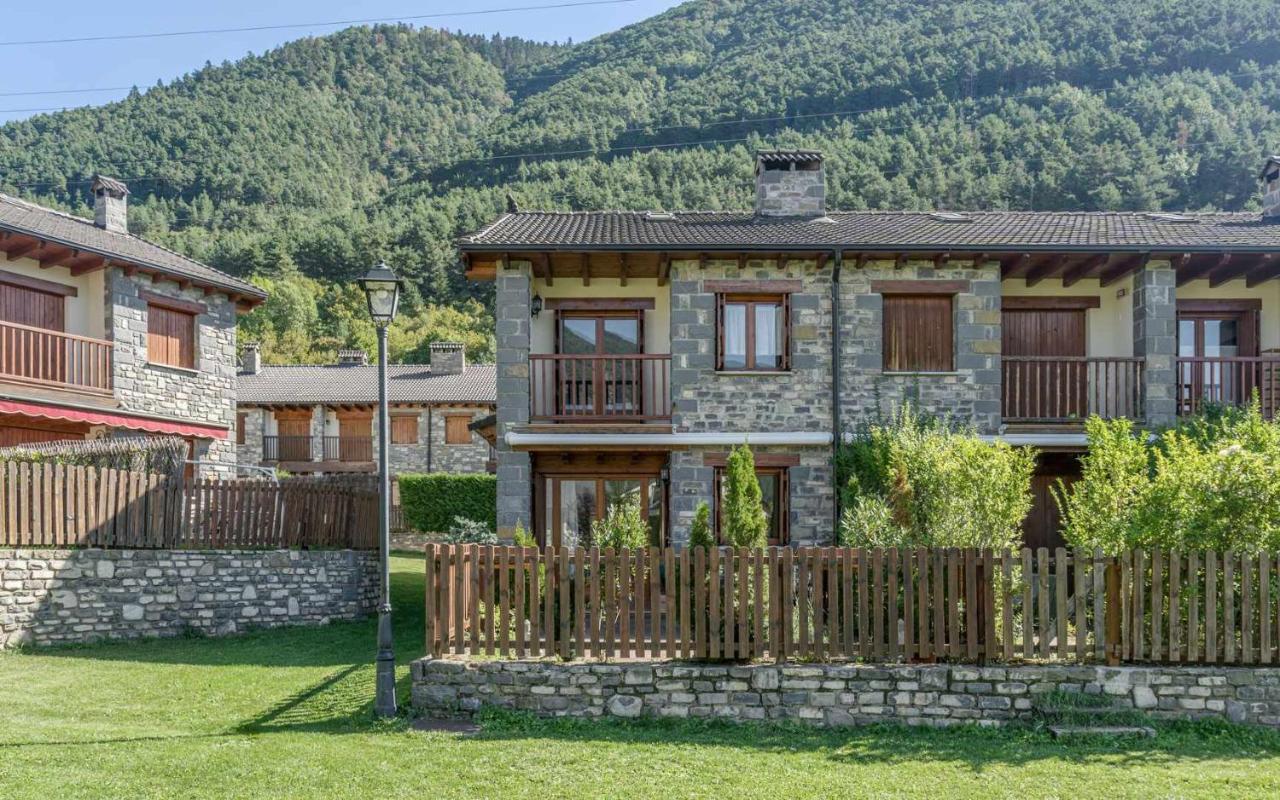 Casa Collarada Confort Villanúa Εξωτερικό φωτογραφία